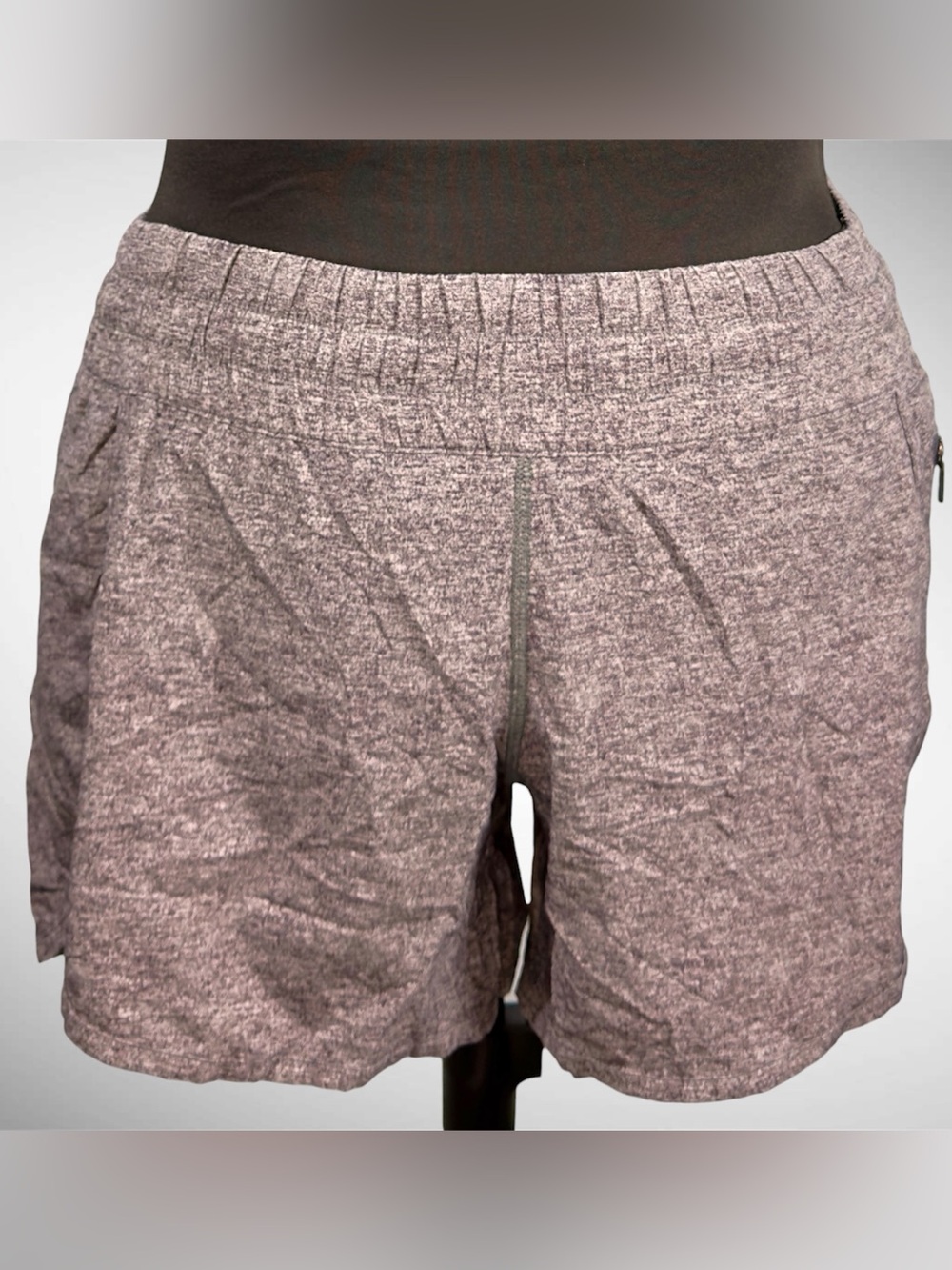 Women’s Lululemon Heathered Black Tracker Short Size 8